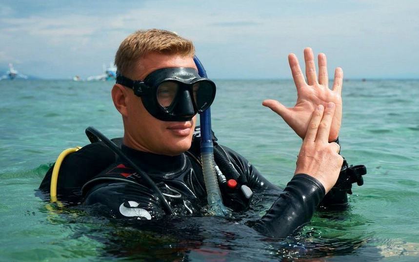 Curso de Divemaster Guía de Buceo Escuela de Buceo en Argentina