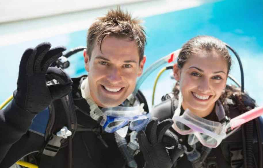 Alumnos de cursos de buceo recreativo